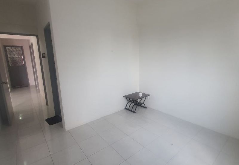 D'Aman Residences, Meru