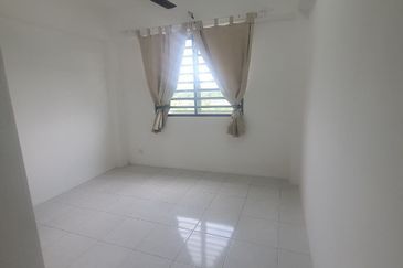 D'Aman Residences, Meru