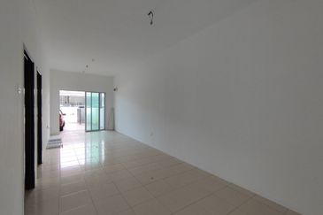 TAMAN DESA HARMONI, BOTA