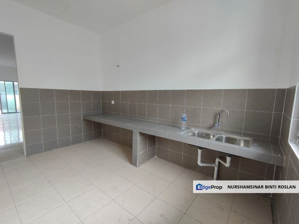 [BOTA,PERAK TENGAH] TERRACE HOUSE FREEHOLD TENURE MALAY RESERVED HOUSE FOR SALE, Perak, Bota