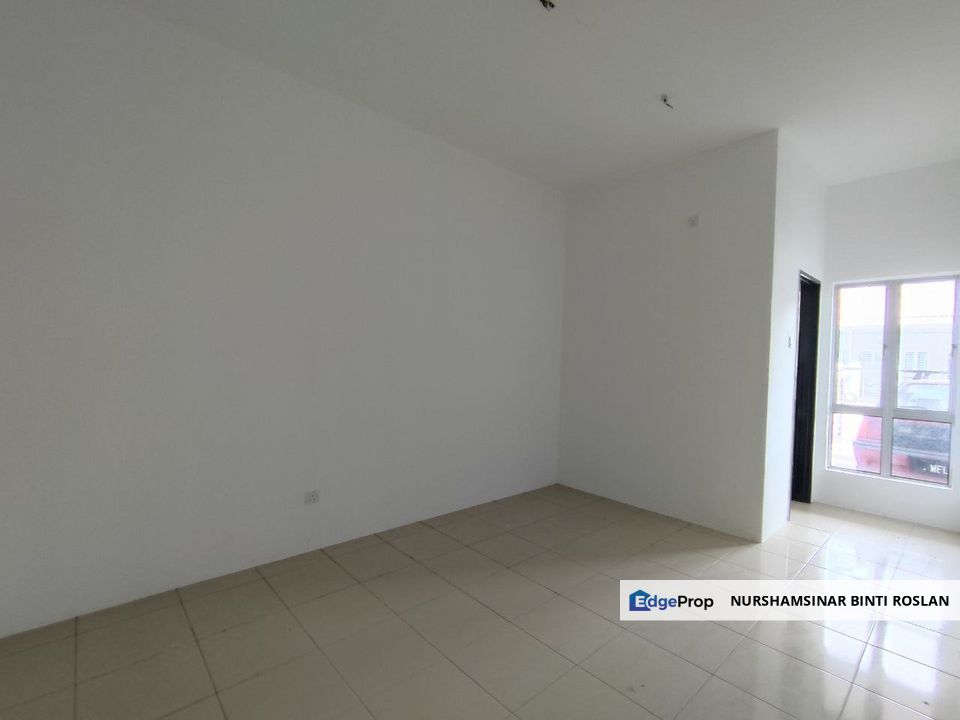[BOTA,PERAK TENGAH] TERRACE HOUSE FREEHOLD TENURE MALAY RESERVED HOUSE FOR SALE, Perak, Bota