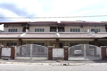 PUNCAK BOUGAINVILLEA