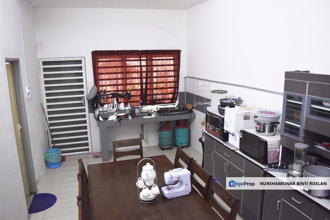 [KUALA KANGSAR] FREEHOLD TENURE DOUBLE STOREY HOUSE FOR SALE, Perak, Kuala Kangsar