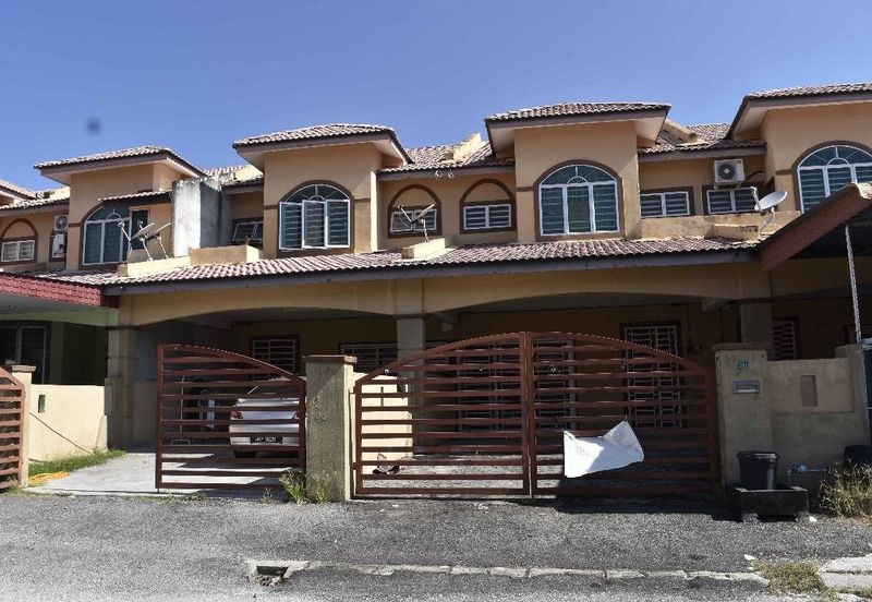 PUNCAK BOUGAINVILLEA