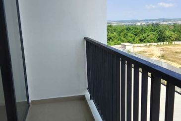 [SEMENYIH]CONDOMINIUM BRAND NEW UNIT FOR SALE