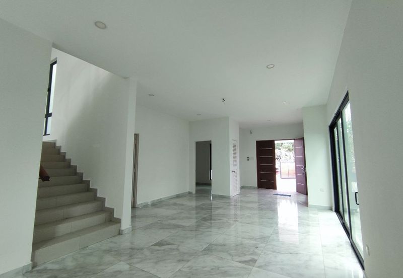 JALAN THOMPSON/JALAN TUN DR ISMAIL