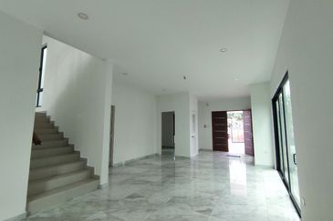 JALAN THOMPSON/JALAN TUN DR ISMAIL