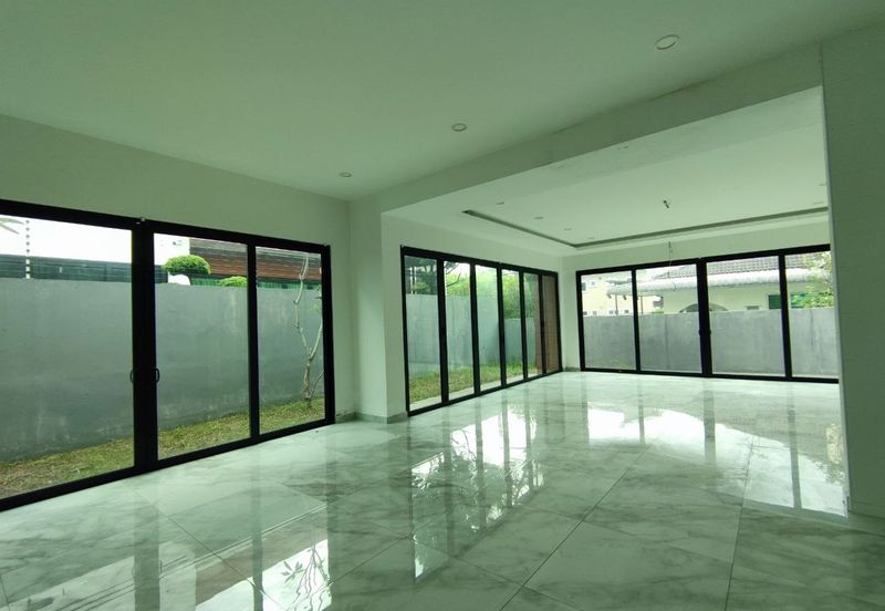 JALAN THOMPSON/JALAN TUN DR ISMAIL