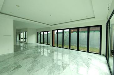 JALAN THOMPSON/JALAN TUN DR ISMAIL