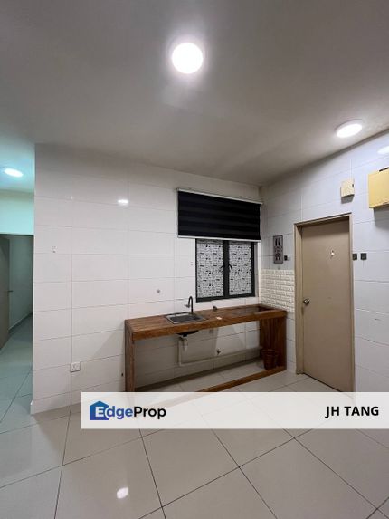 ARC Austin Hills Area Taman daya, Mount Austin  2 Bedrooms 2 Bathrooms  Partial Furnish , Johor, Johor Bahru