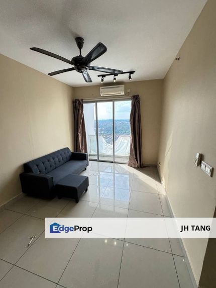 Austin Suites @ Austin Perdana 1+1 bedrooms 1 bathroom 90% Fully furnished (no tv) Middle floor City view, Johor, Johor Bahru