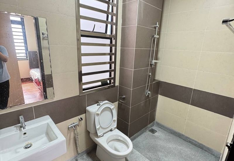 The Canal Garden South, Horizon Hills