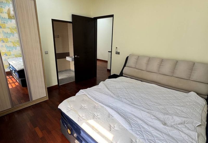 The Canal Garden South, Horizon Hills