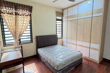 The Canal Garden South, Horizon Hills