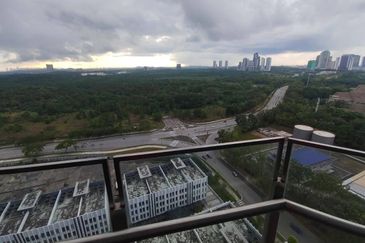 Almas @ Puteri Harbour