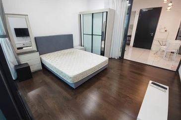 Almas @ Puteri Harbour