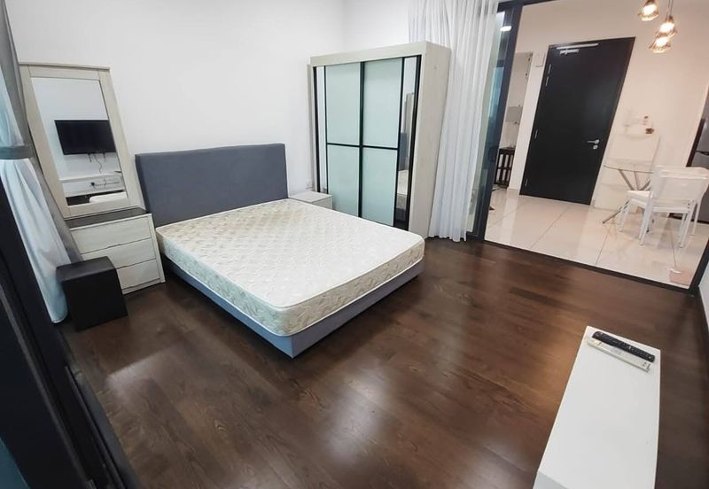 Almas @ Puteri Harbour