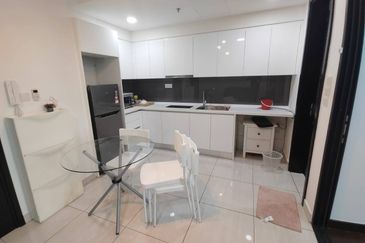 Almas @ Puteri Harbour