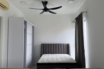 The WaterEdge Residences