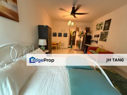 Country Garden Central Park Ground floor studio (no need take lift ) Car park also ground floor 403sqft Fully furniture no tv, Johor, Johor Bahru