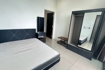 Dedaun Hijau (Greenfield Regency)