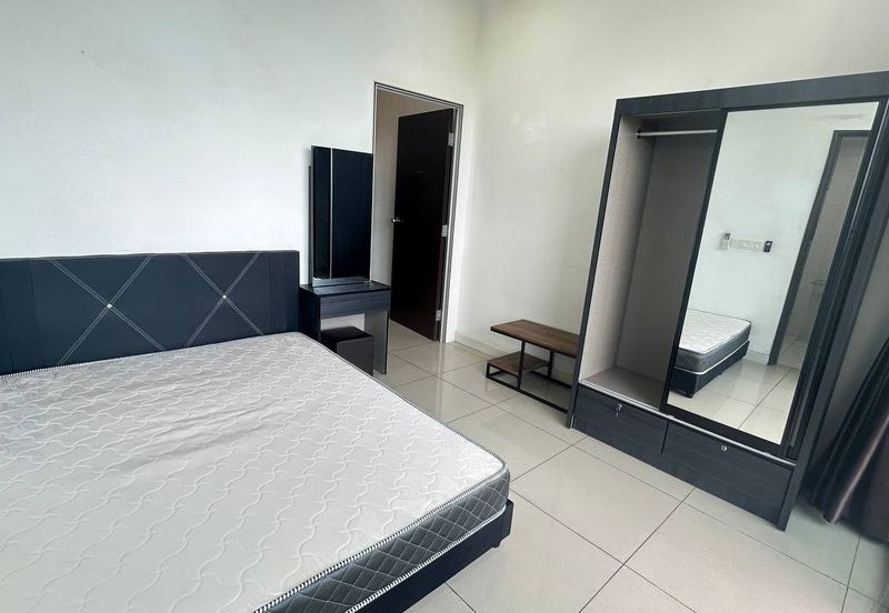 Dedaun Hijau (Greenfield Regency)