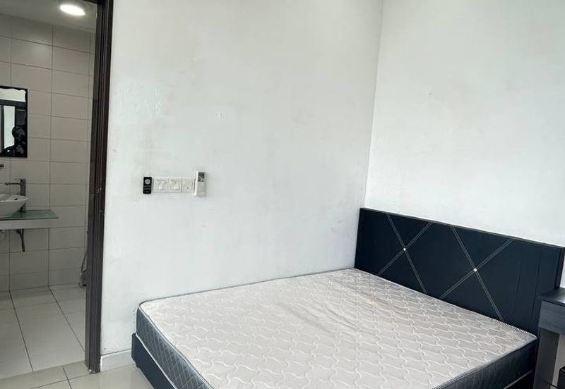 Dedaun Hijau (Greenfield Regency)