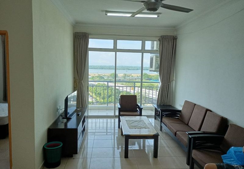 Sri Samudera Seaview Residence Suites