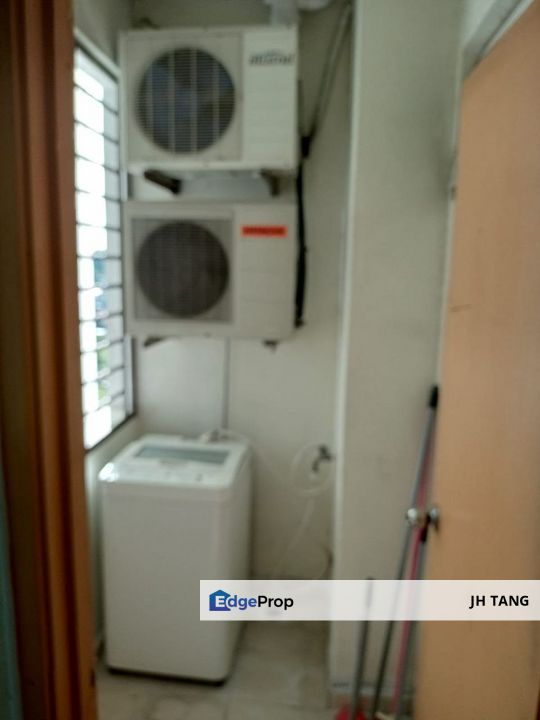 Sri Samudera Seaview Residence Suites @ JB Town, next to hospital HSA - 3 bedrooms 3 bathrooms Fully Furnished Facing Seaview, Johor, Johor Bahru