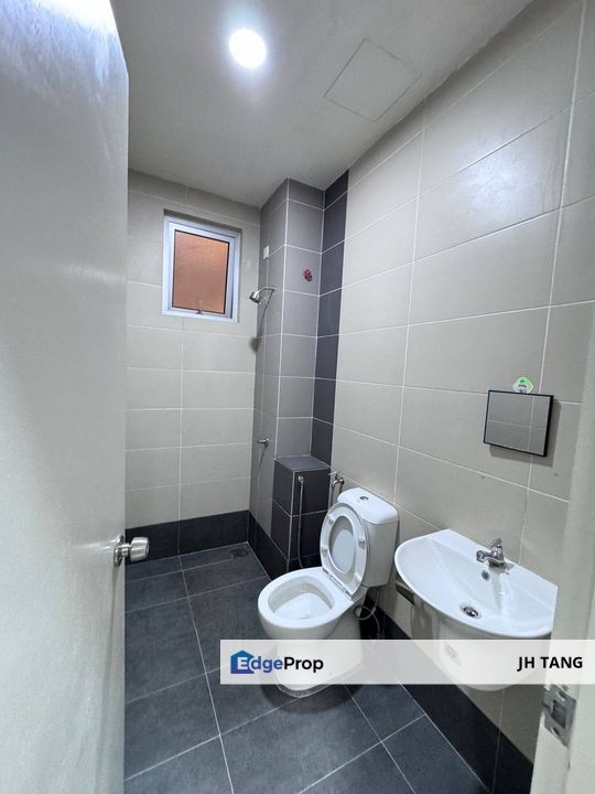 Centra Residences @ Nasa City / Kempas / Adda Height ☘️  3R2B  ☘️  Partial Furnished , Johor, Johor Bahru