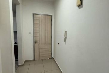 Seasons Luxury Apartments @ Amara Larkin