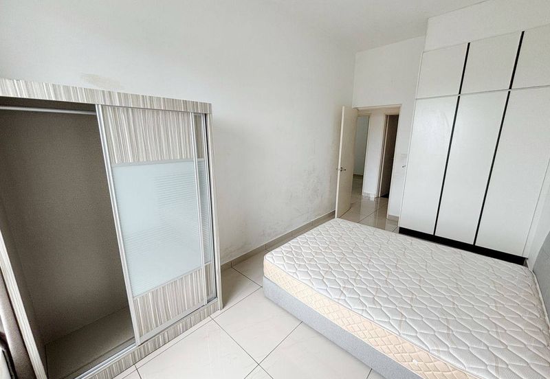 The Pinnacles (Pinnacle Tower)