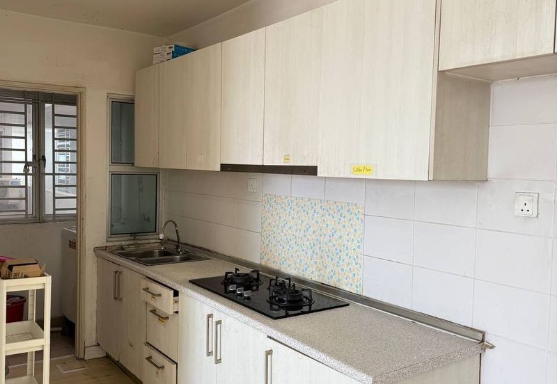 Dedaun Hijau (Greenfield Regency)