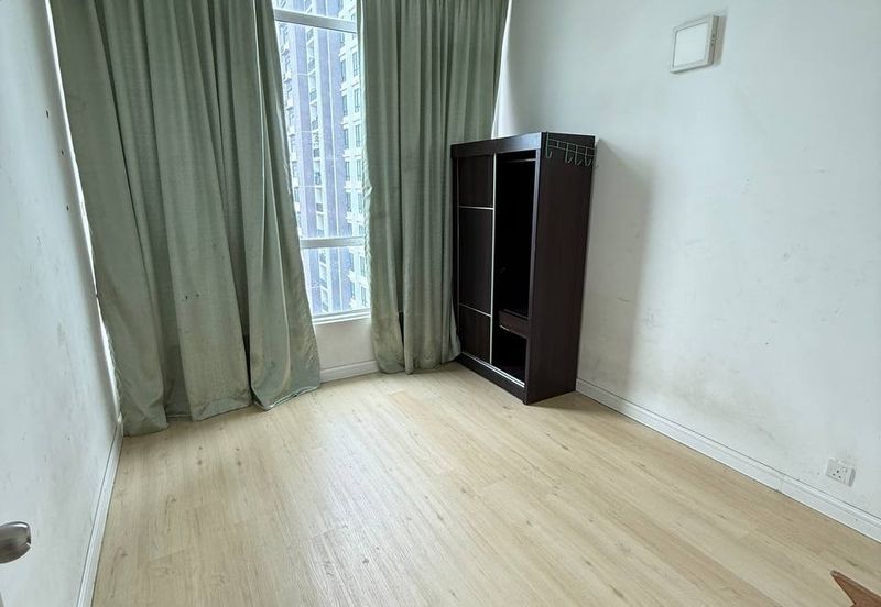 Dedaun Hijau (Greenfield Regency)