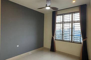 SKS Habitat Apartment, Larkin