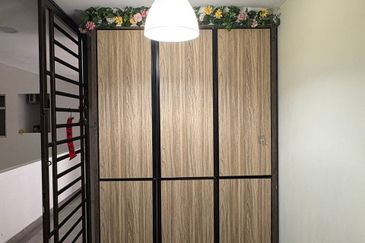 SKS Habitat Apartment, Larkin