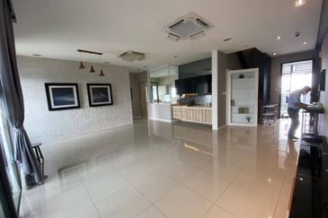 The WaterEdge Residences