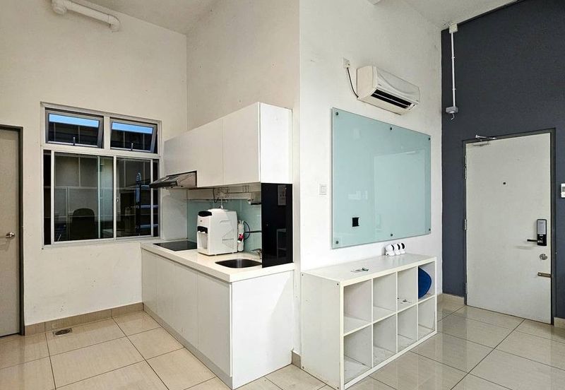 MANHATTAN @ Austin Heights