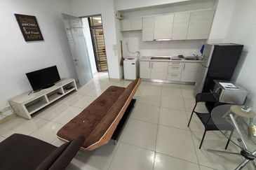 Dedaun Hijau (Greenfield Regency)