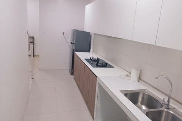 Seasons Luxury Apartments @ Amara Larkin