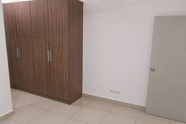 Seasons Luxury Apartments @ Amara Larkin