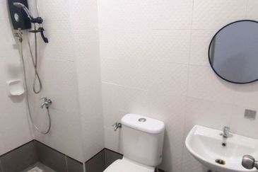 Seasons Luxury Apartments @ Amara Larkin