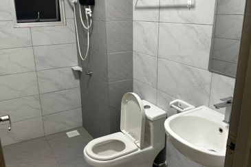 SKS Habitat Apartment, Larkin