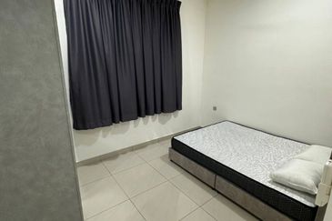 SKS Habitat Apartment, Larkin