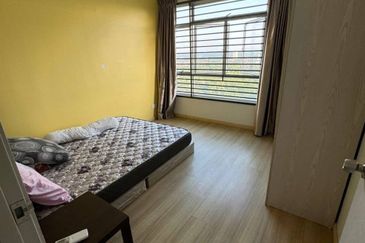 Midas Perling Apartment