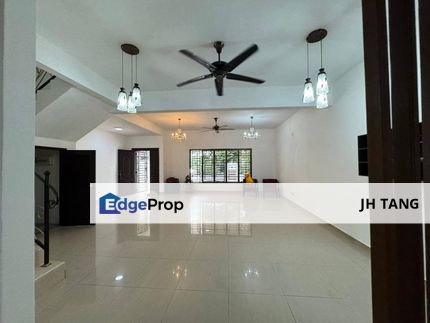 Jalan Perjiranan 10/17 Bandar Dato Onn •   4 Bedroom •   4 Bathroom • Partially Furniture , Johor, Johor Bahru