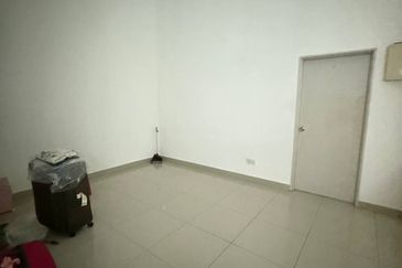 Austin Residence @Taman Mount Austin