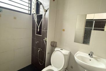 Austin Residence @Taman Mount Austin