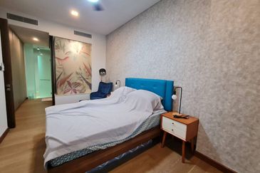 Puteri Cove Residences