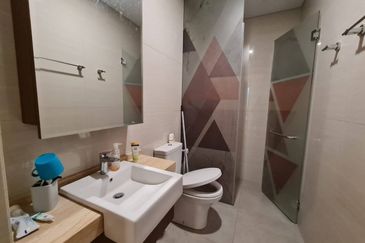 Puteri Cove Residences